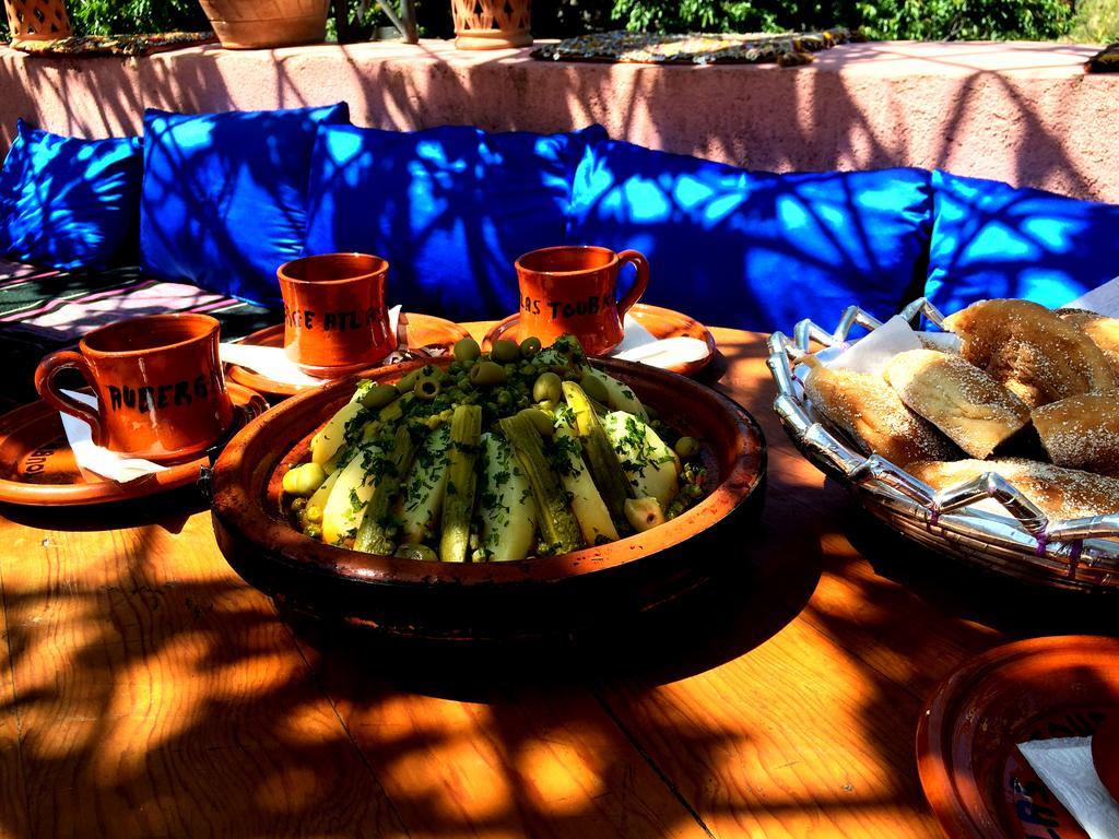 Dar Aglzime Hotel Aroumd Екстериор снимка