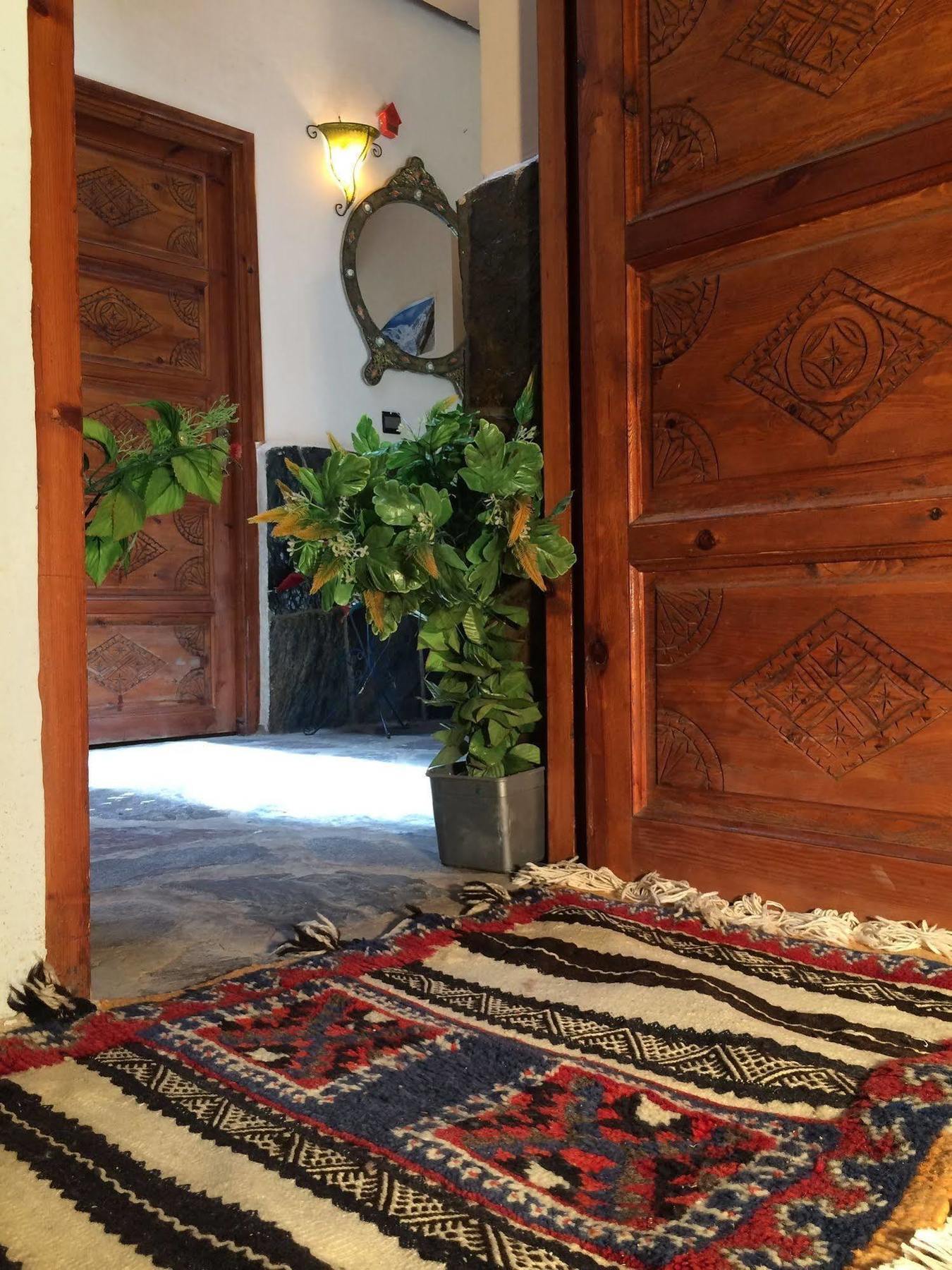 Dar Aglzime Hotel Aroumd Екстериор снимка