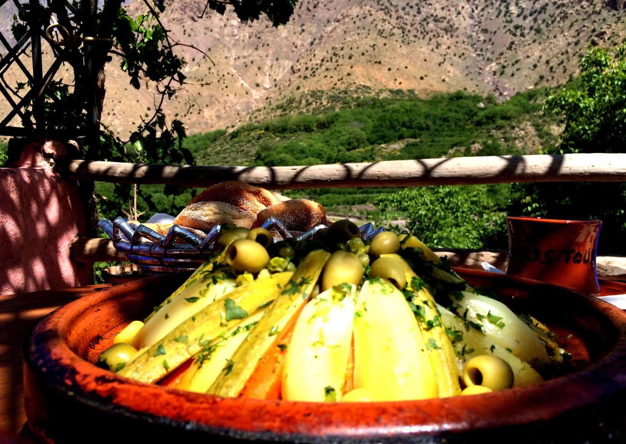 Dar Aglzime Hotel Aroumd Екстериор снимка