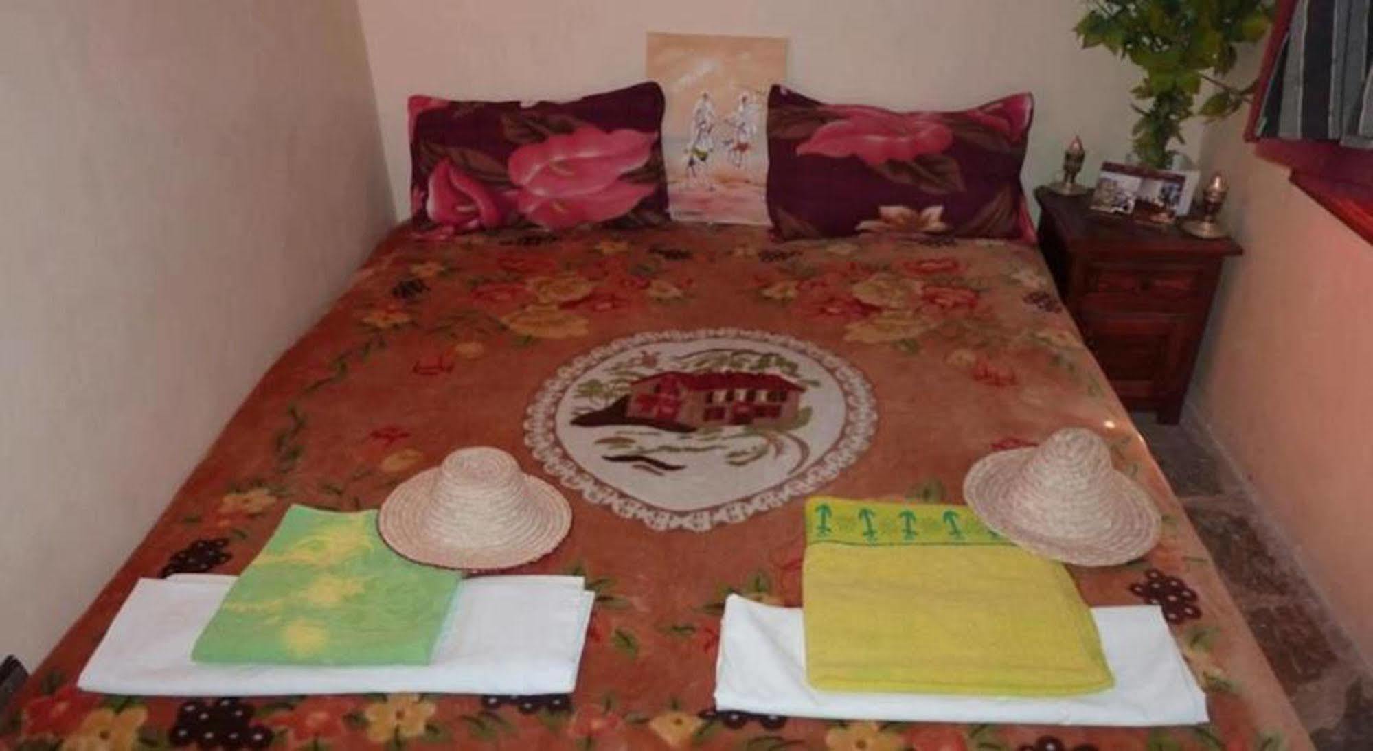 Dar Aglzime Hotel Aroumd Екстериор снимка